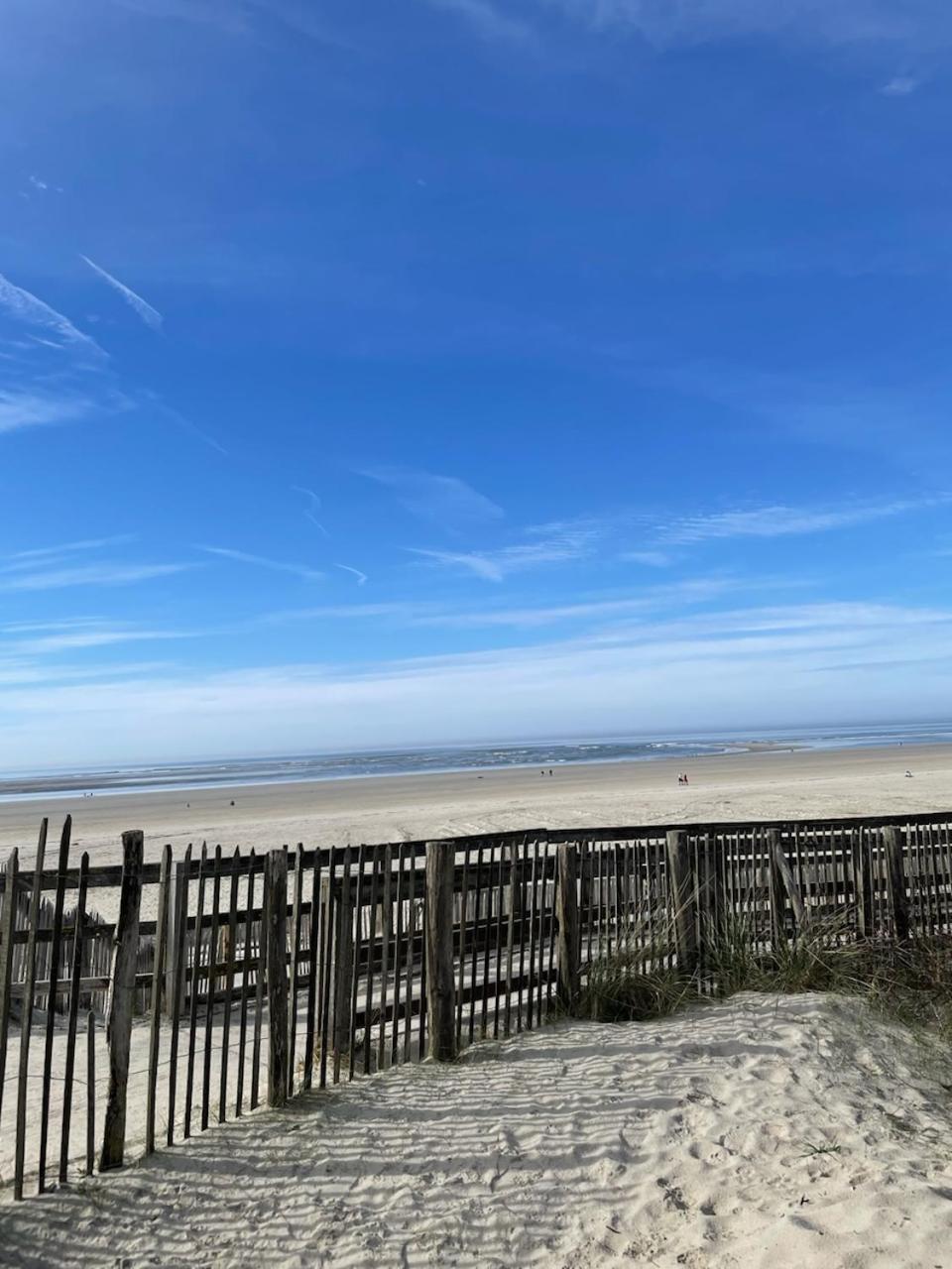 L'Alteia - L'Appartement Les Pieds Dans L'Eau Avec Place De Parking Prive Et Acces Direct A La Plage Berck Eksteriør bilde